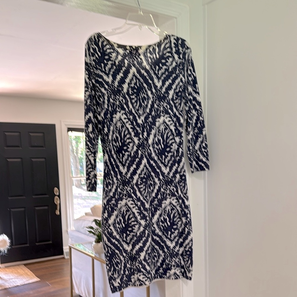 Lilly Pulitzer - Hannah 
True Navy & White Reef Madness